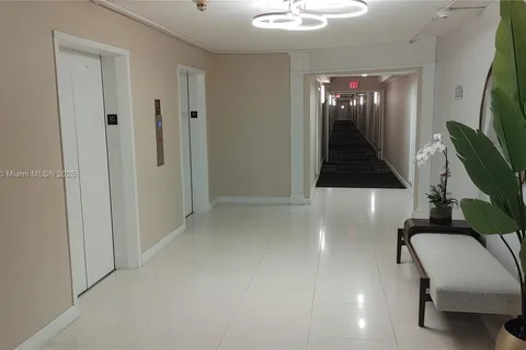 5600 Collins Ave # 16Y, Miami Beach FL 33140