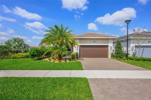 5337 Santa Rosa Ln, Westlake FL 33470