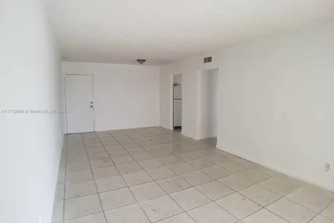 13725 NE 6th Ave # 404, North Miami FL 33161