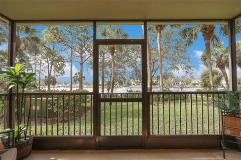 1001 Seafarer Cir # 104, Jupiter FL 33477