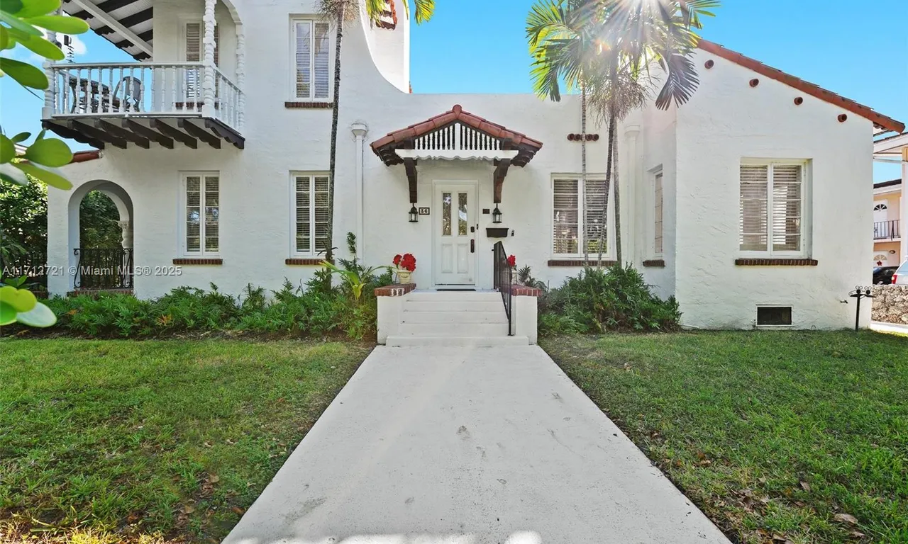 36 Phoenetia Ave, Coral Gables FL 33134