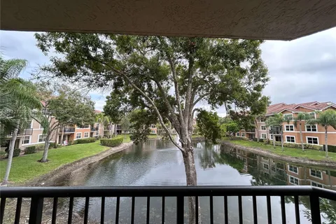 8977 Wiles Rd # 208, Coral Springs FL 33067