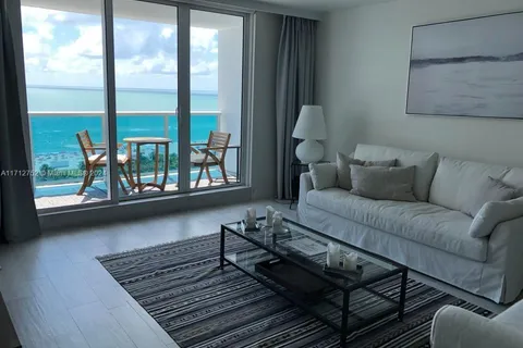 2301 Collins Ave # 1239, Miami Beach FL 33139