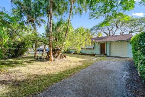 5191 SW 67th Ave, South Miami FL 33155