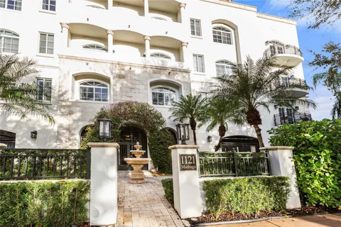 1121 Madruga Ave # 201, Coral Gables FL 33146