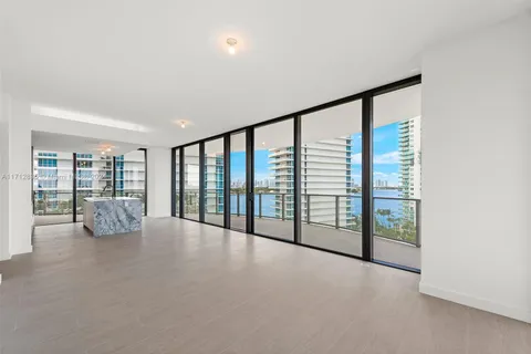 500 Alton # 1005, Miami Beach FL 33139