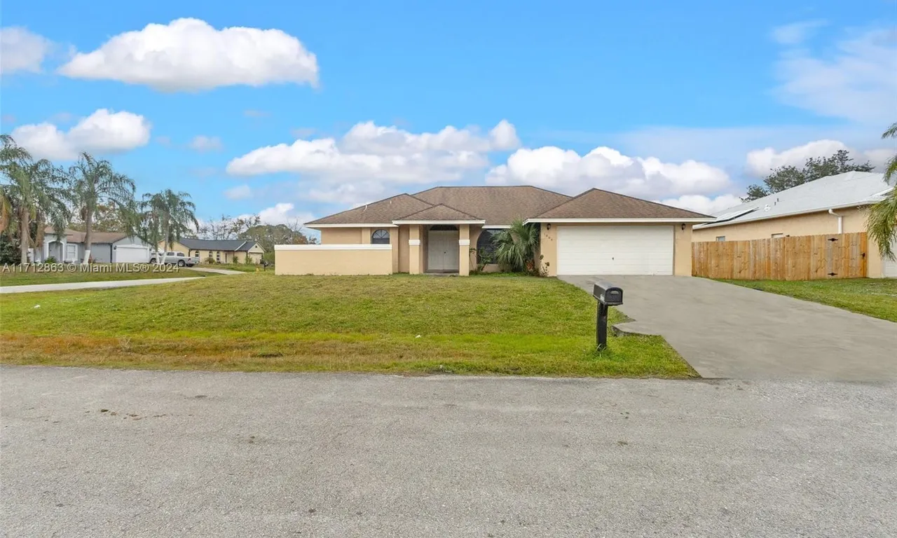 1800 Rawdon St NW, Palm Bay FL 32907