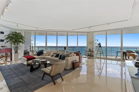 18671 Collins Ave # 1602, Sunny Isles Beach FL 33160