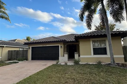 18774 NW 24th Pl # 18774, Pembroke Pines FL 33029