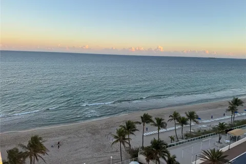 4010 Galt Ocean Dr # 1006, Fort Lauderdale FL 33308