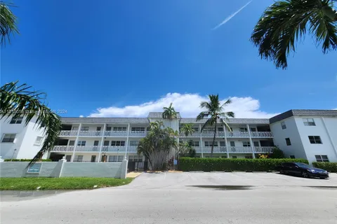 6200 NE 22nd Way # 212, Fort Lauderdale FL 33308