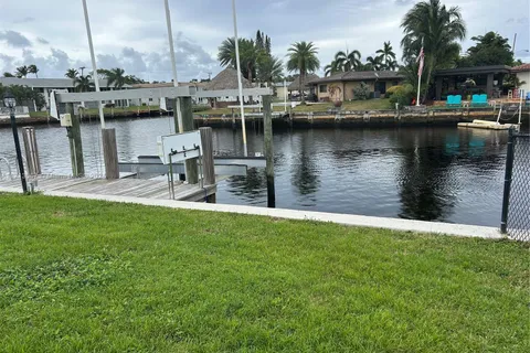 260 SE 5th Ave, Pompano Beach FL 33060