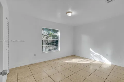 1720 NW 55th Ter # 1722, Miami FL 33142