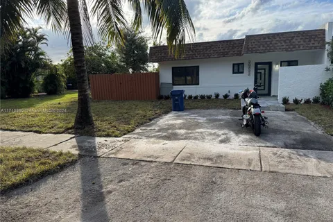 20822 NW 23rd Ave # 0, Miami Gardens FL 33056