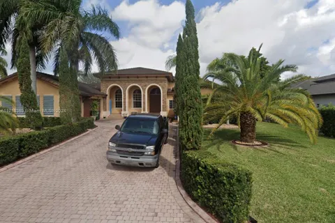 12981 SW 197th St, Miami FL 33177