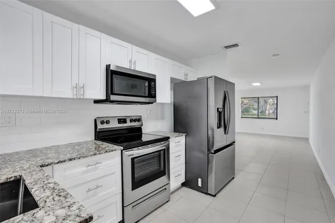 2300 SW 18th Ter # 2, Fort Lauderdale FL 33315