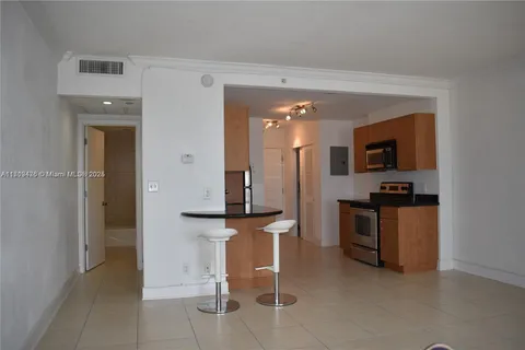 401 69th St # 1003, Miami Beach FL 33141