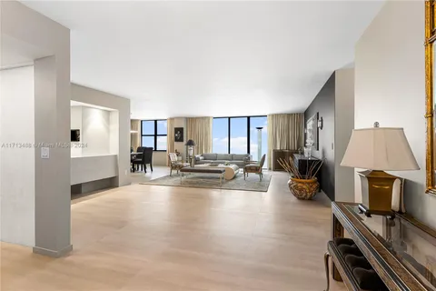 9801 Collins Ave # 9K, Bal Harbour FL 33154