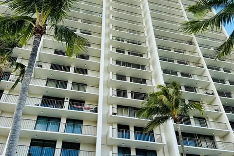 2625 Collins Ave # 305, Miami Beach FL 33140