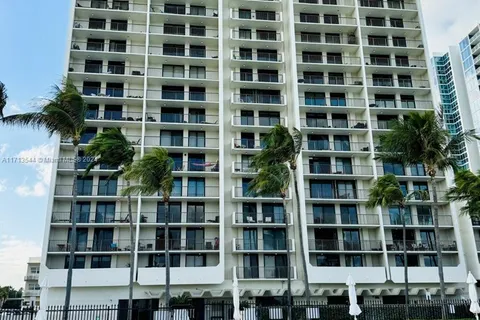 2625 Collins Ave # 305, Miami Beach FL 33140