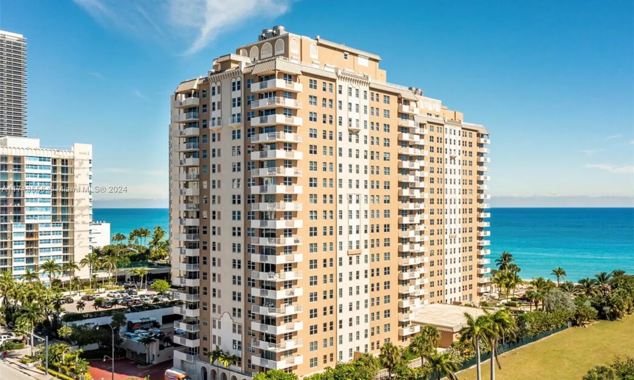 1890 S Ocean Dr # 702, Hallandale Beach FL 33009