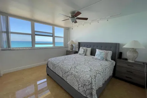 1890 S Ocean Dr # 702, Hallandale Beach FL 33009