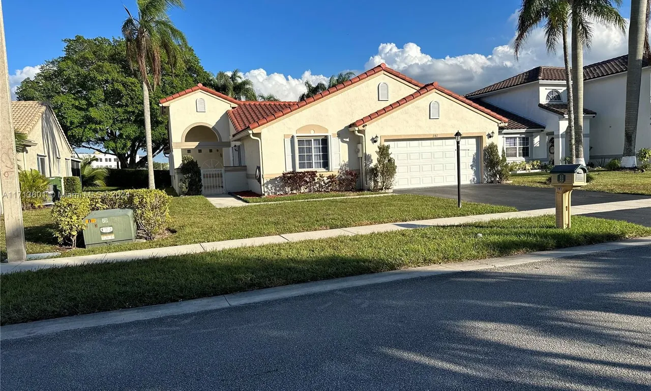 141 NW 187th Ave # 141, Pembroke Pines FL 33029