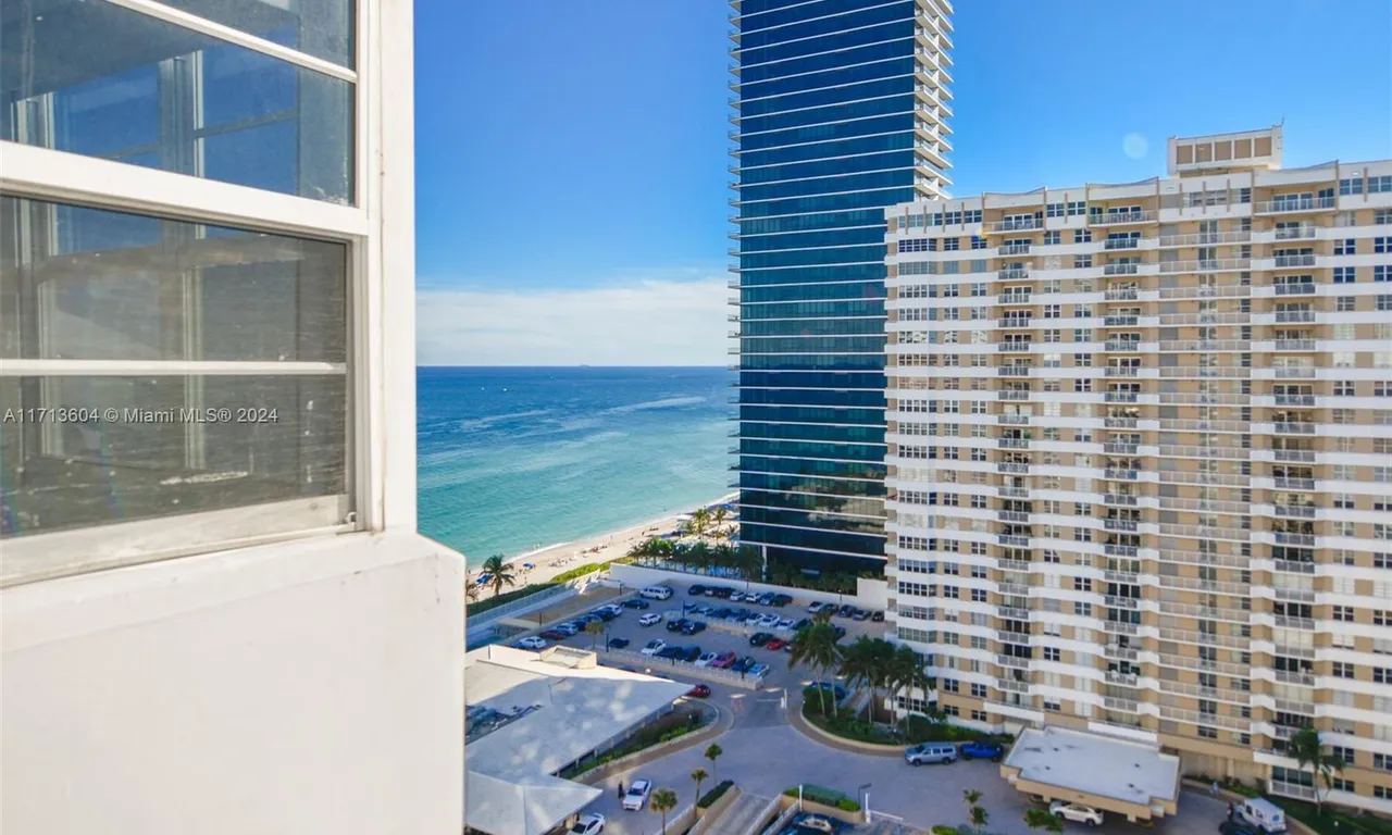 1950 S Ocean Dr # 17E, Hallandale Beach FL 33009