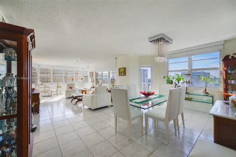 1950 S Ocean Dr # 17E, Hallandale Beach FL 33009