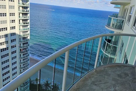 3400 Galt Ocean Dr # 2105S, Fort Lauderdale FL 33308