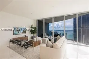 300 Biscayne Blvd way # 3707, Miami FL 33131