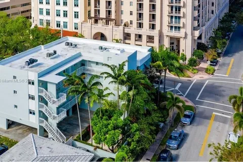 290 NAVARRE AVE # 201, Coral Gables FL 33134