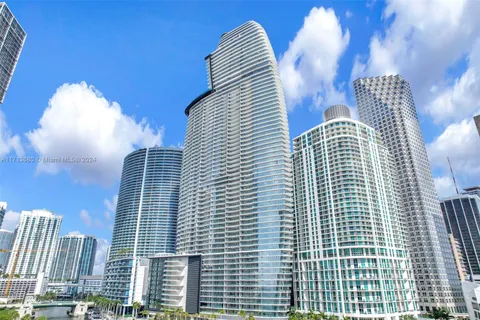 300 Biscayne Blvd Way # 2608, Miami FL 33131