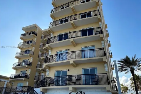 1815 N Surf Rd # 304, Hollywood FL 33019