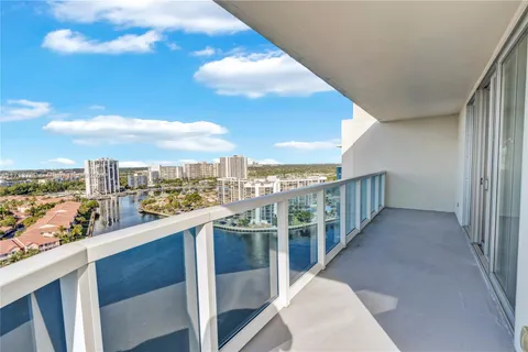 3800 S Ocean Dr # 1806, Hollywood FL 33019