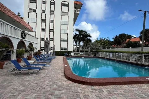 3199 S Ocean Dr # 105, Hallandale Beach FL 33009