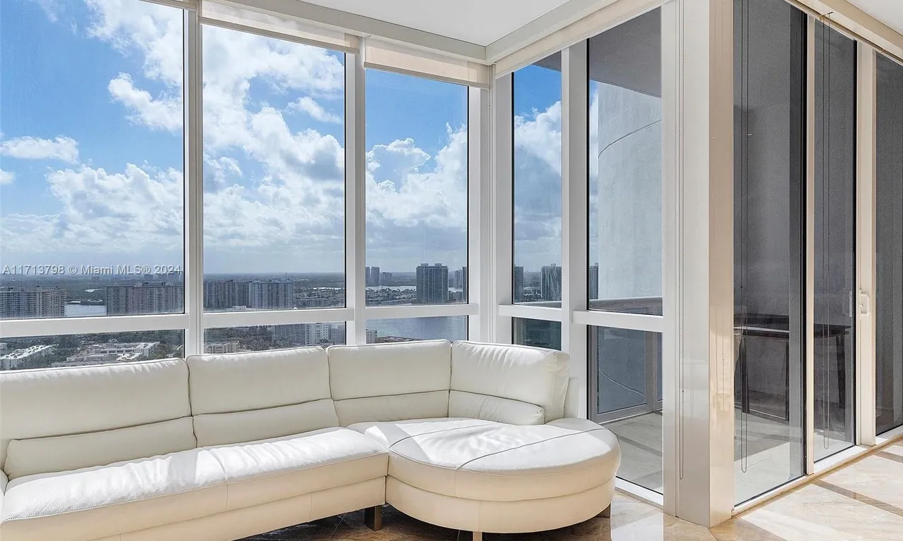 18201 Collins Ave # 3907, Sunny Isles Beach FL 33160