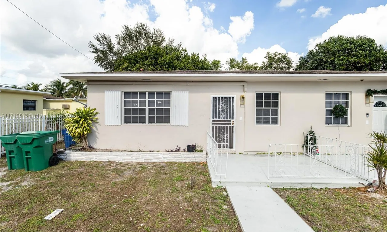 1087 NW 113th Ter # 1087, Miami FL 33168