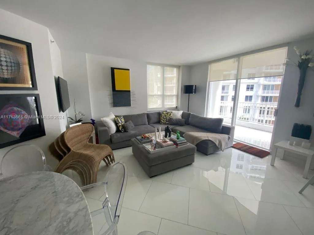 701 Brickell Key Blvd # 704, Miami FL 33131