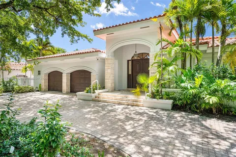 1132 Asturia Ave, Coral Gables FL 33134