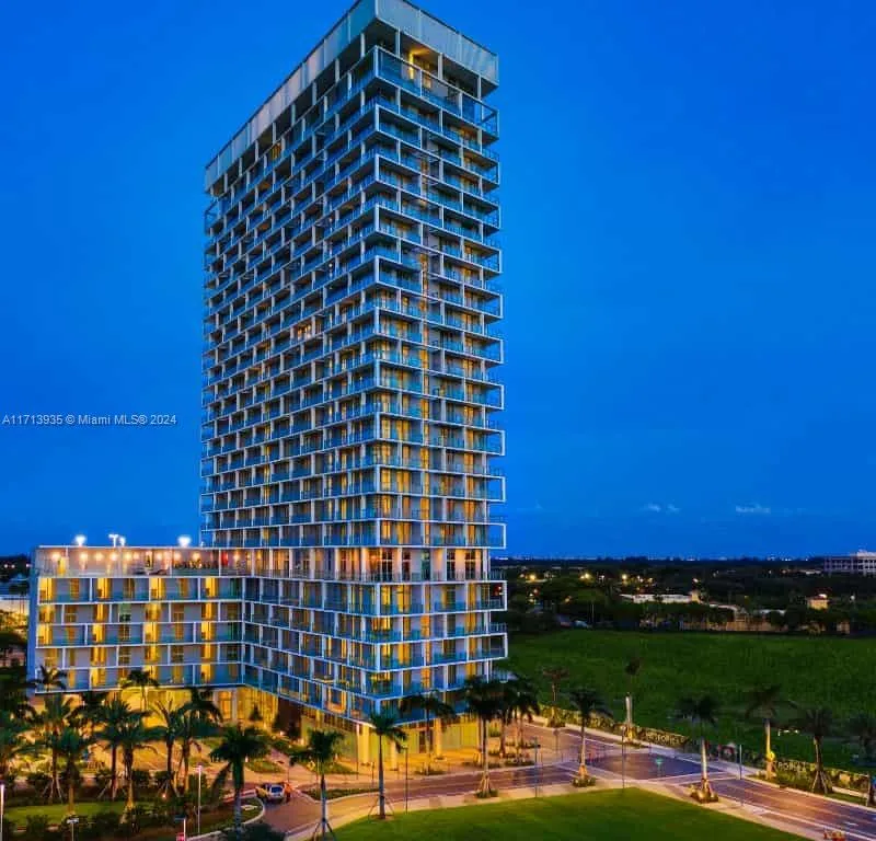 2000 Metropica Way # 2202, Sunrise FL 33323