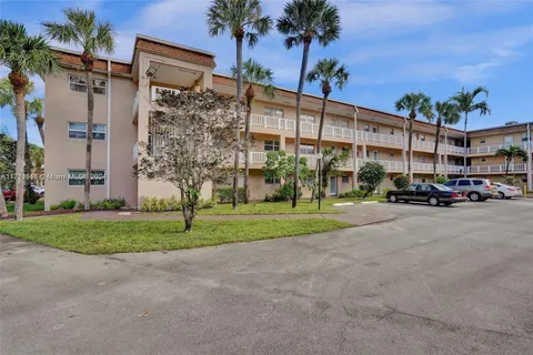 3508 SW Natura Blvd # 304, Deerfield Beach FL 33441