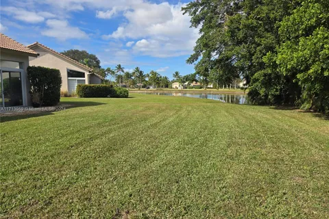 8800 Shoal Creek Ln, Boynton Beach FL 33472