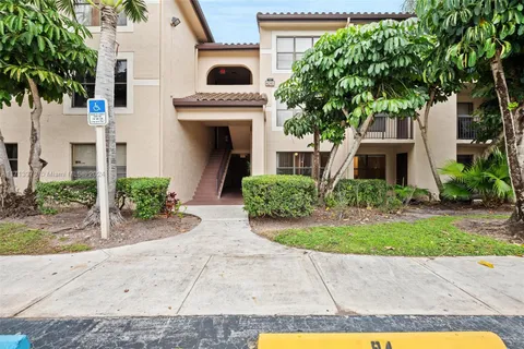 4241 W Mcnab Rd # 13, Pompano Beach FL 33069