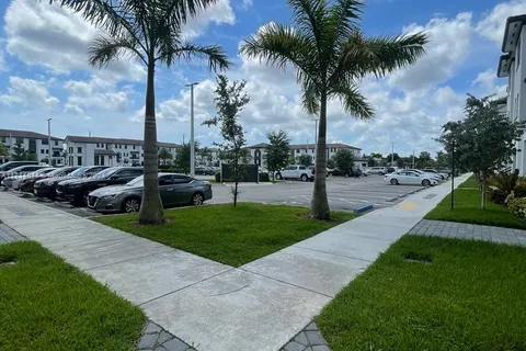 15500 SW 136th St # 205, Miami FL 33196