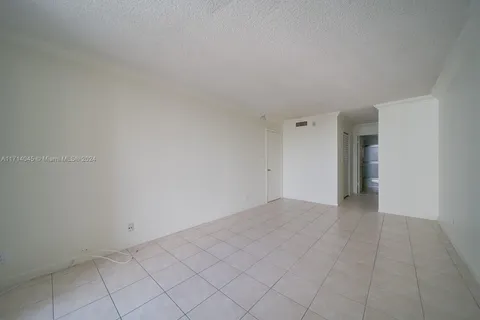 2903 N Miami Beach Blvd # 1006, North Miami Beach FL 33160