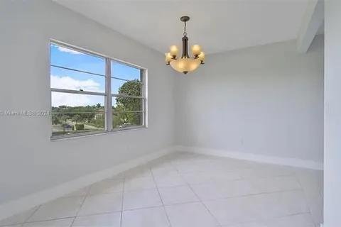 13450 SW 3rd St # 401D, Pembroke Pines FL 33027