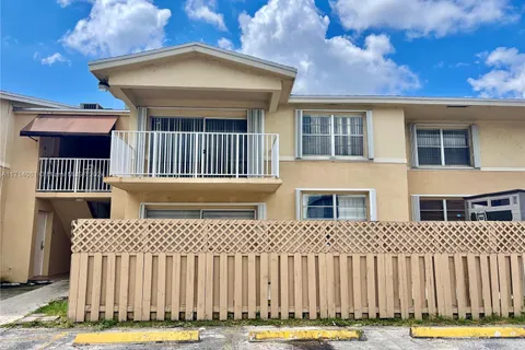 4470 NW 79th Ave # 2A, Doral FL 33166