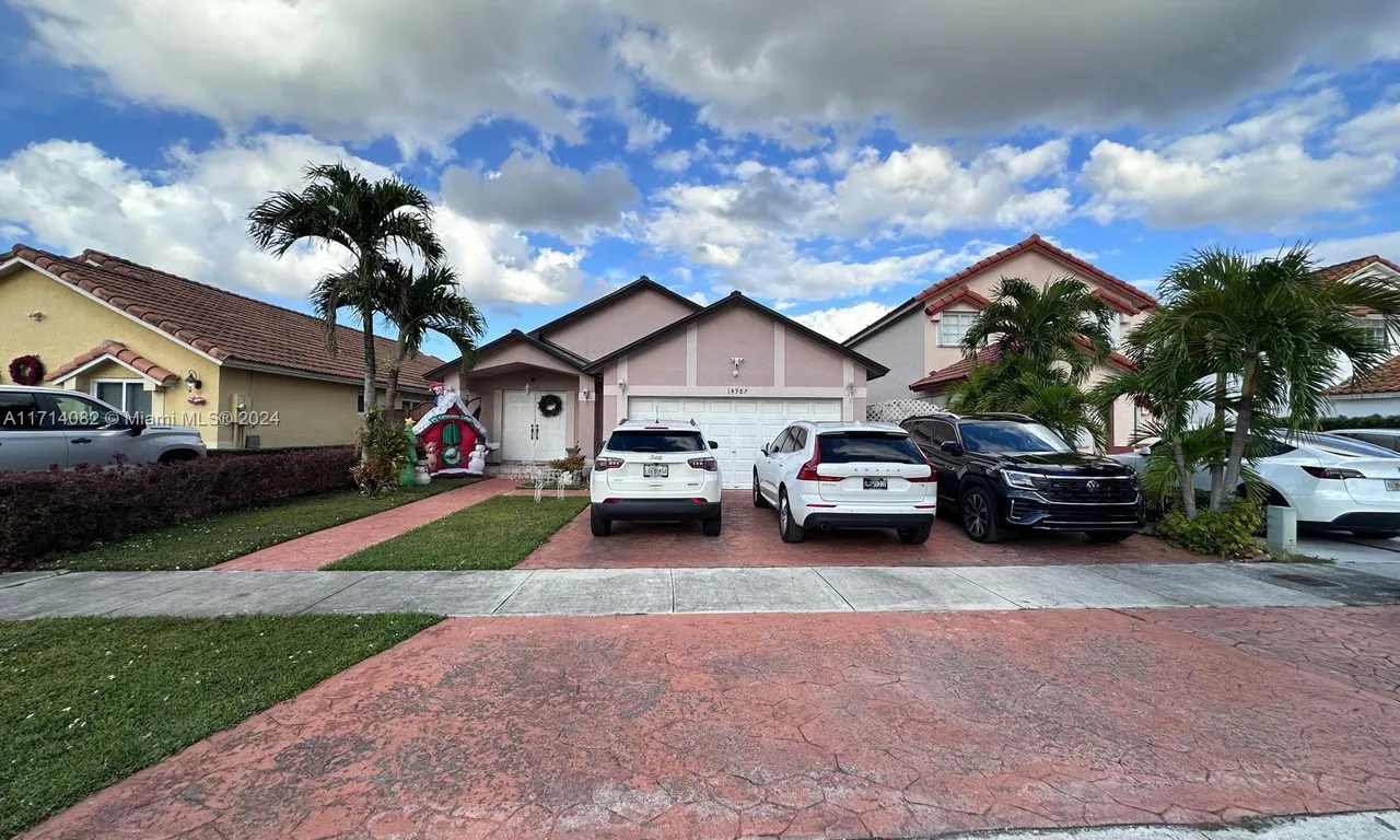 14987 SW 60th St, Miami FL 33193