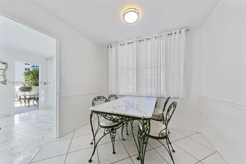 2751 S Ocean Dr # 208S, Hollywood FL 33019